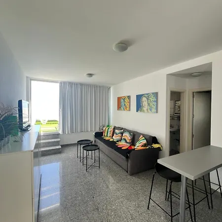 Atico Con Vistas Y Gran Terraza * غيا ذي إسورا