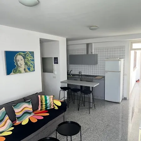 Atico Con Vistas Y Gran Terraza شقة